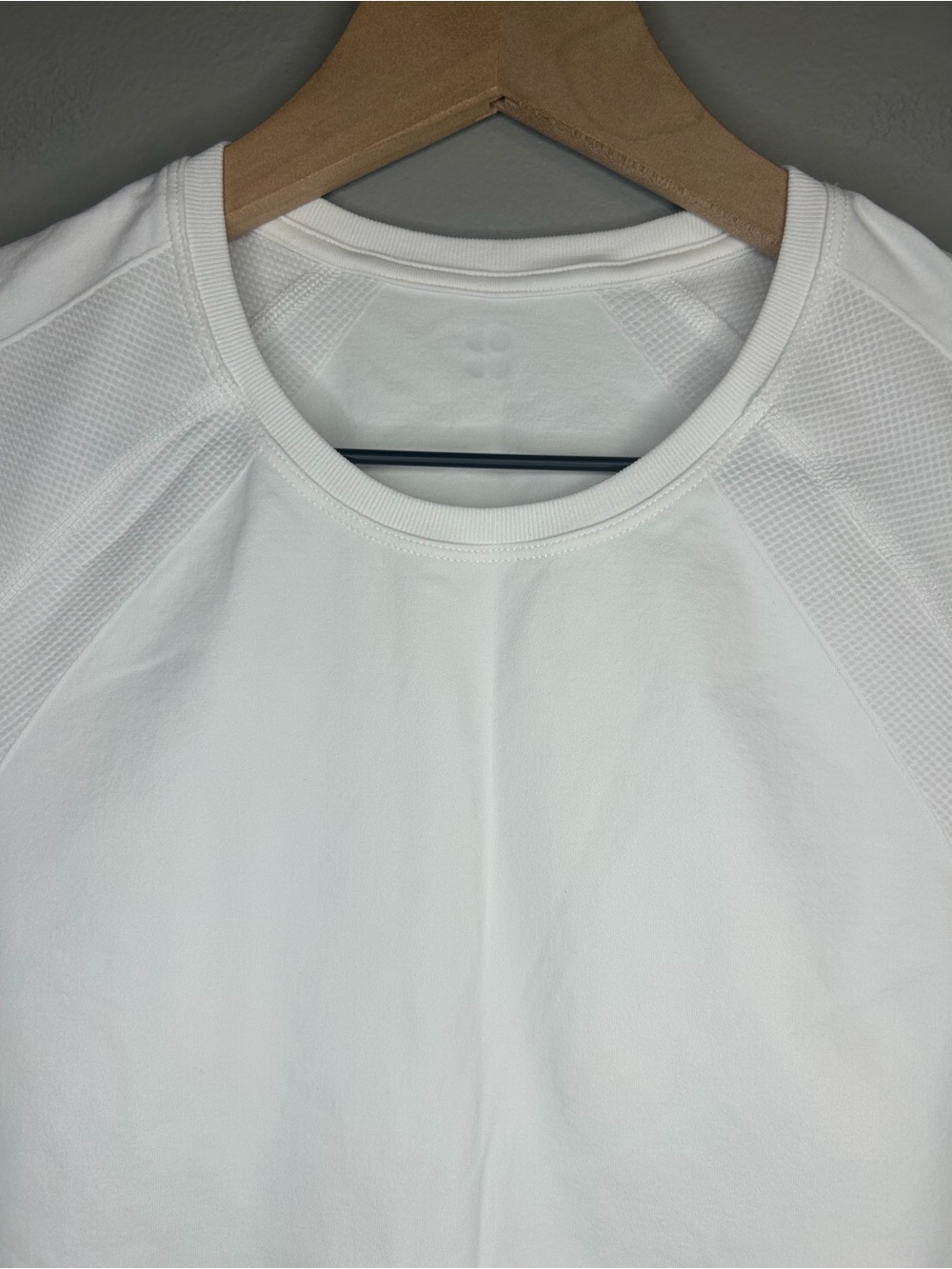 Sweaty Betty Women’s White Athlete Seamless Workout T-Shirt, Size Small - Picture 6 of 10